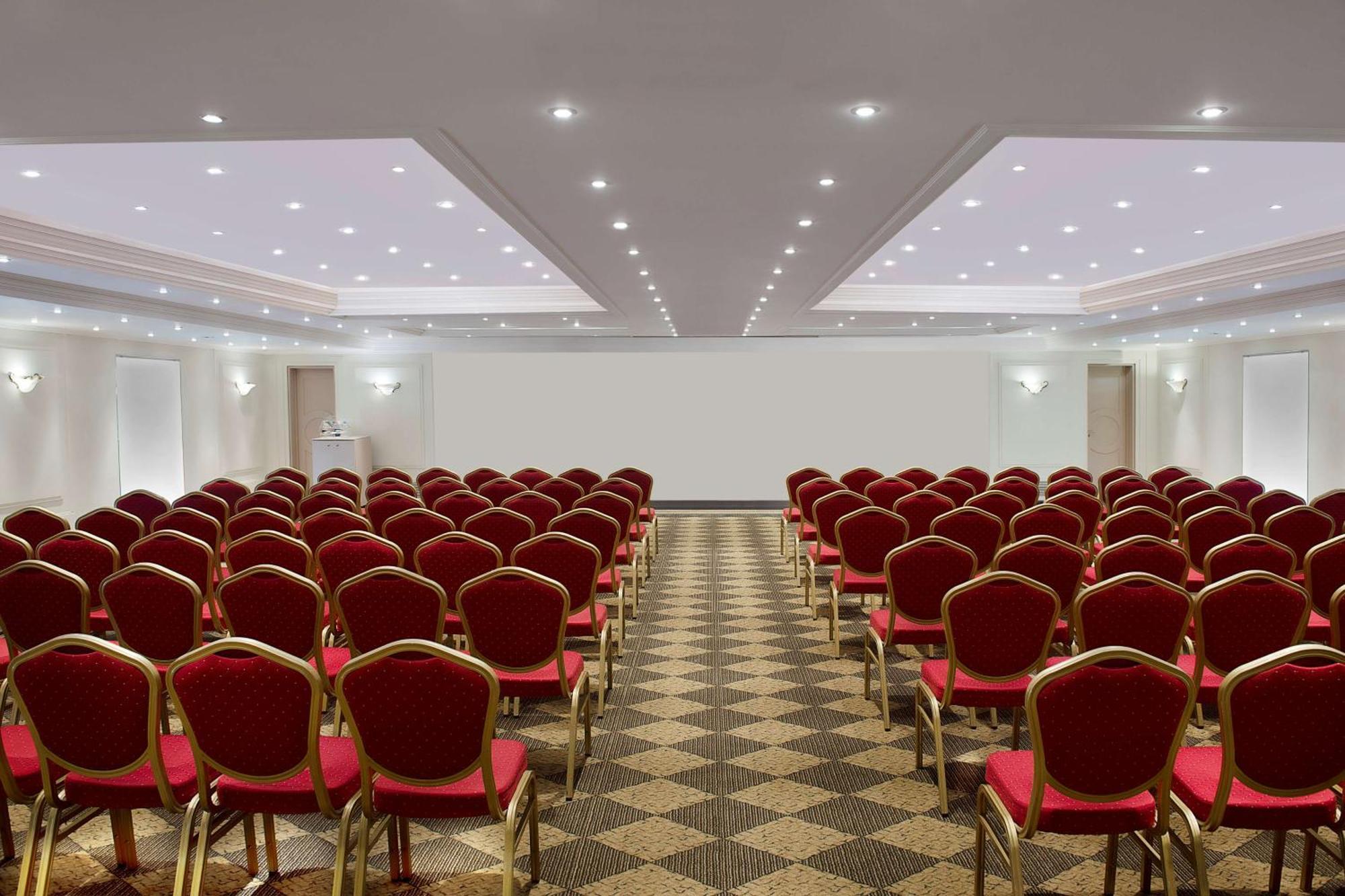 Radisson Blu Martinez Beirut Hotel Exterior photo The ballroom