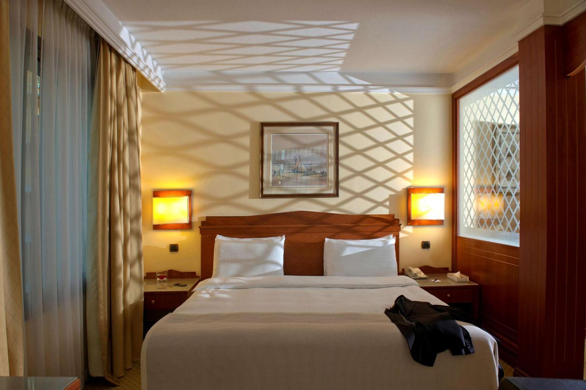 Radisson Blu Martinez Beirut Hotel Exterior photo