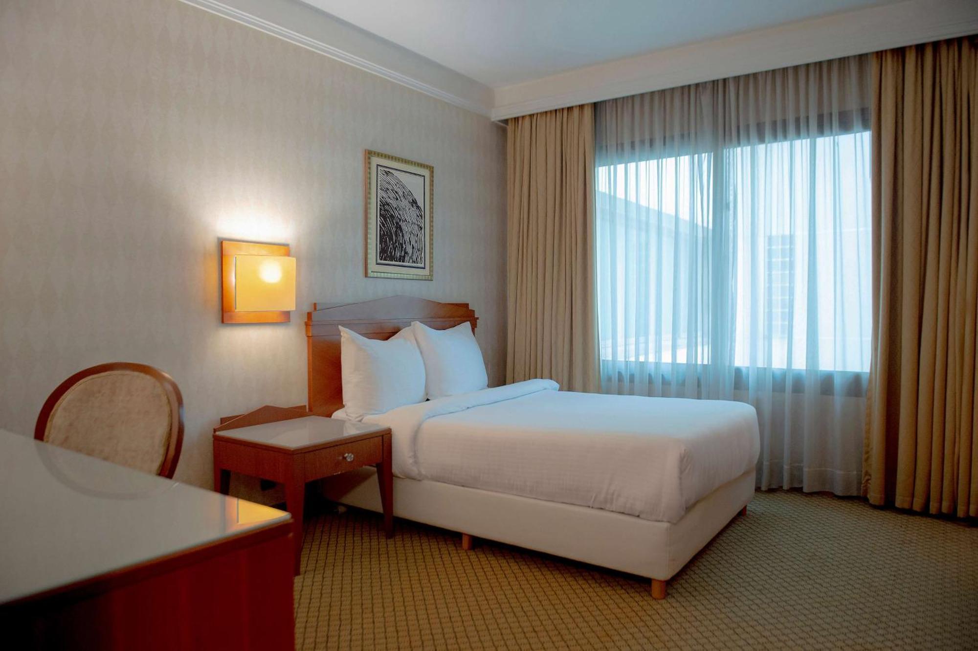 Radisson Blu Martinez Beirut Hotel Exterior photo A room at the hotel